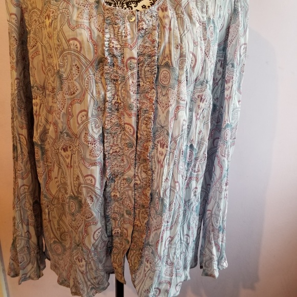 Venezia Women's Pastel Sheer Crinkle Shirt 14/16 - Picture 3 of 8